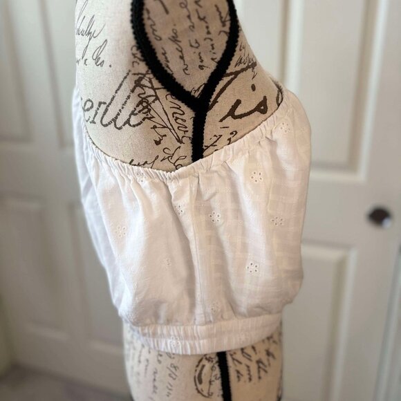 NWT Women's White One Shoulder Crop Top with Ruffled & Cinched Arm - Picture 6 of 9